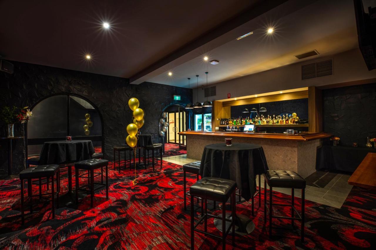 Nightcap At Ferntree Gully Hotel Motel Exteriör bild