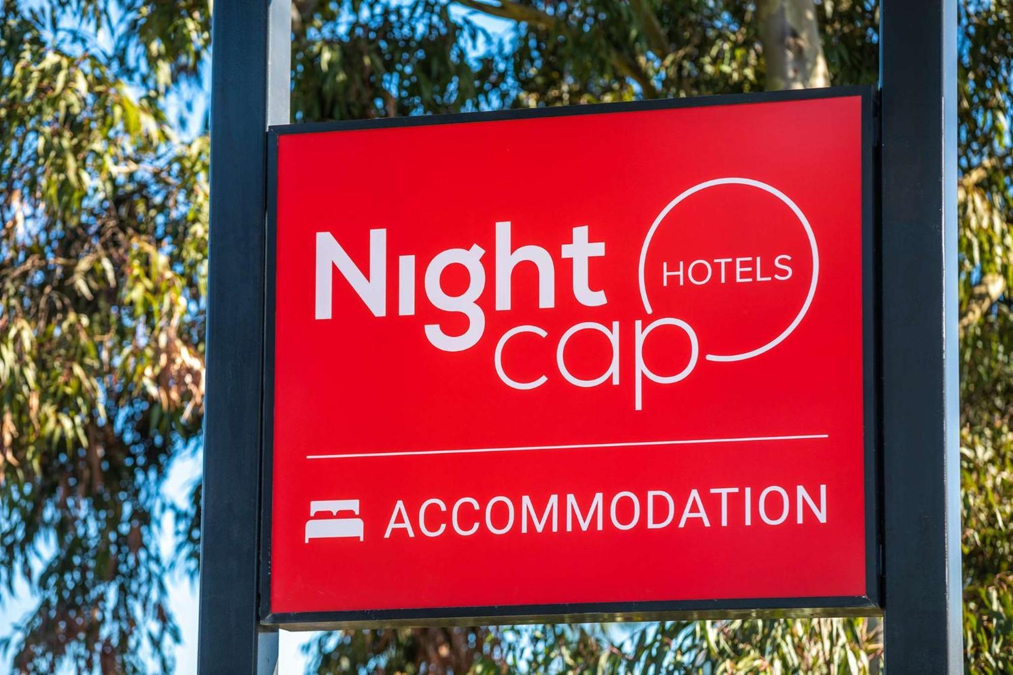 Nightcap At Ferntree Gully Hotel Motel Exteriör bild